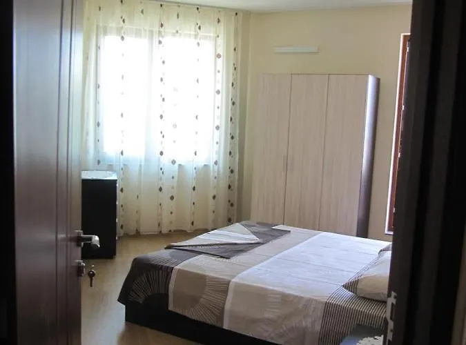 Апартамент Rayski Zalez