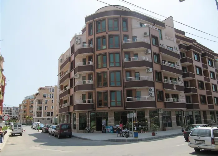 Apartment Rayski Zalez Pomorie